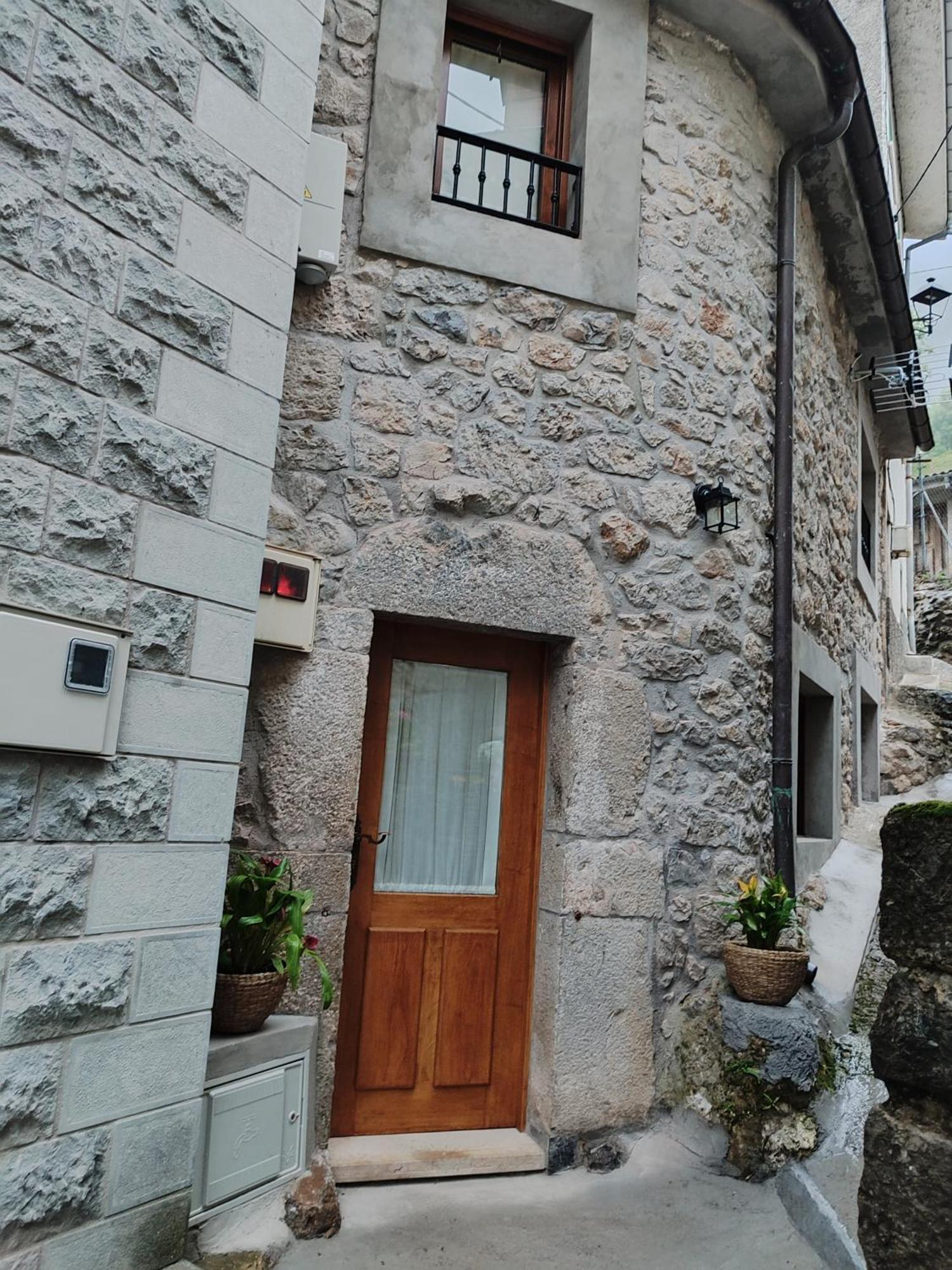 Вилла La Casina De Tielve De Cabrales Dentro Del Parque Nacional Picos De Europa Экстерьер фото